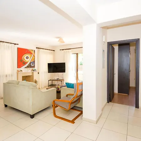 Ioanna - 50m From Med Sea *