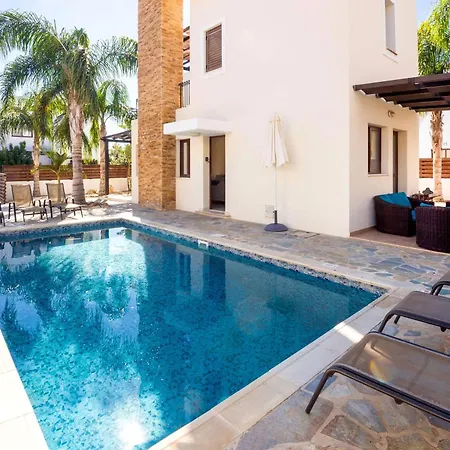 Holiday home Ioanna - 50m From Med Sea Ayia Napa
